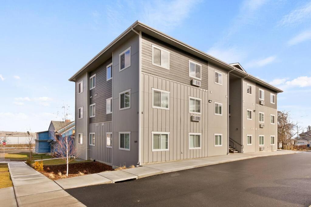 Full Ada Unit - 2 Bed 2 Bath Unit Near Downtown Apartment Spokane Exterior photo