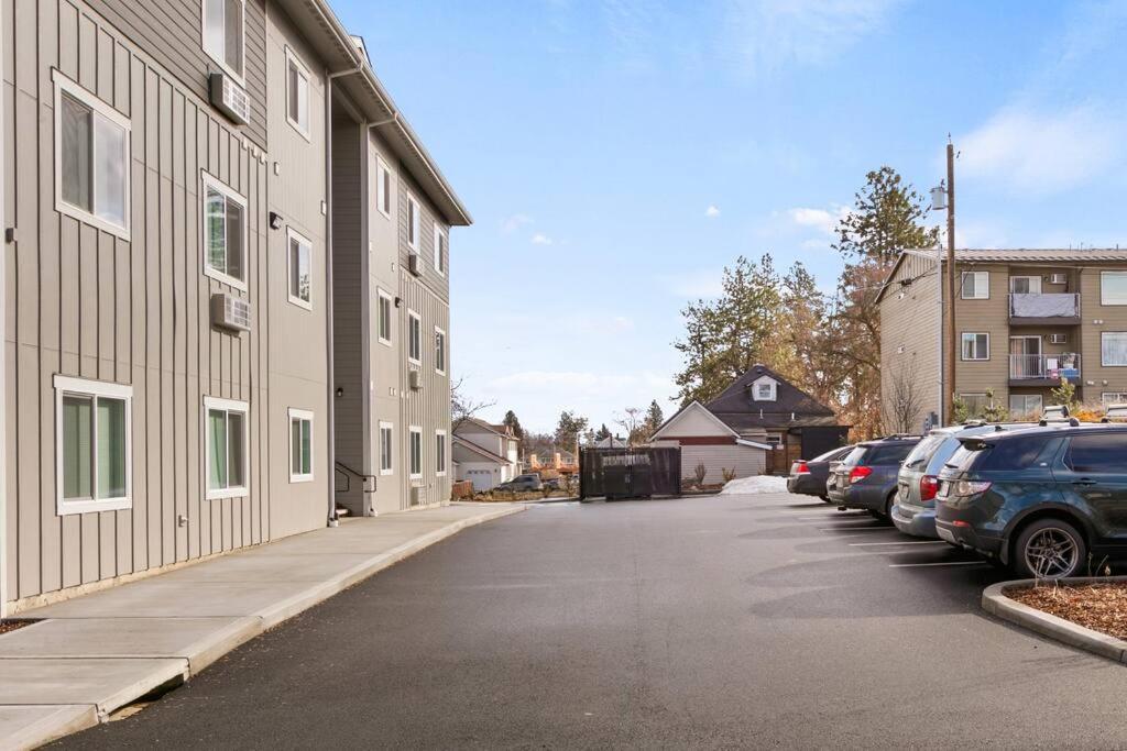 Full Ada Unit - 2 Bed 2 Bath Unit Near Downtown Apartment Spokane Exterior photo